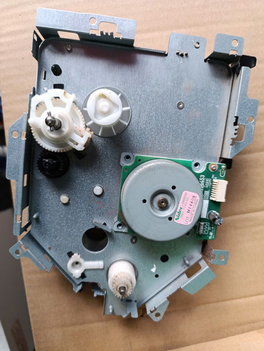 Máy in Hp Cp 1025, CP 1025W , HP 706n nỗi bộ cơ báo nỗi không nhận hộp mực hoặc không đảo được hộp mực