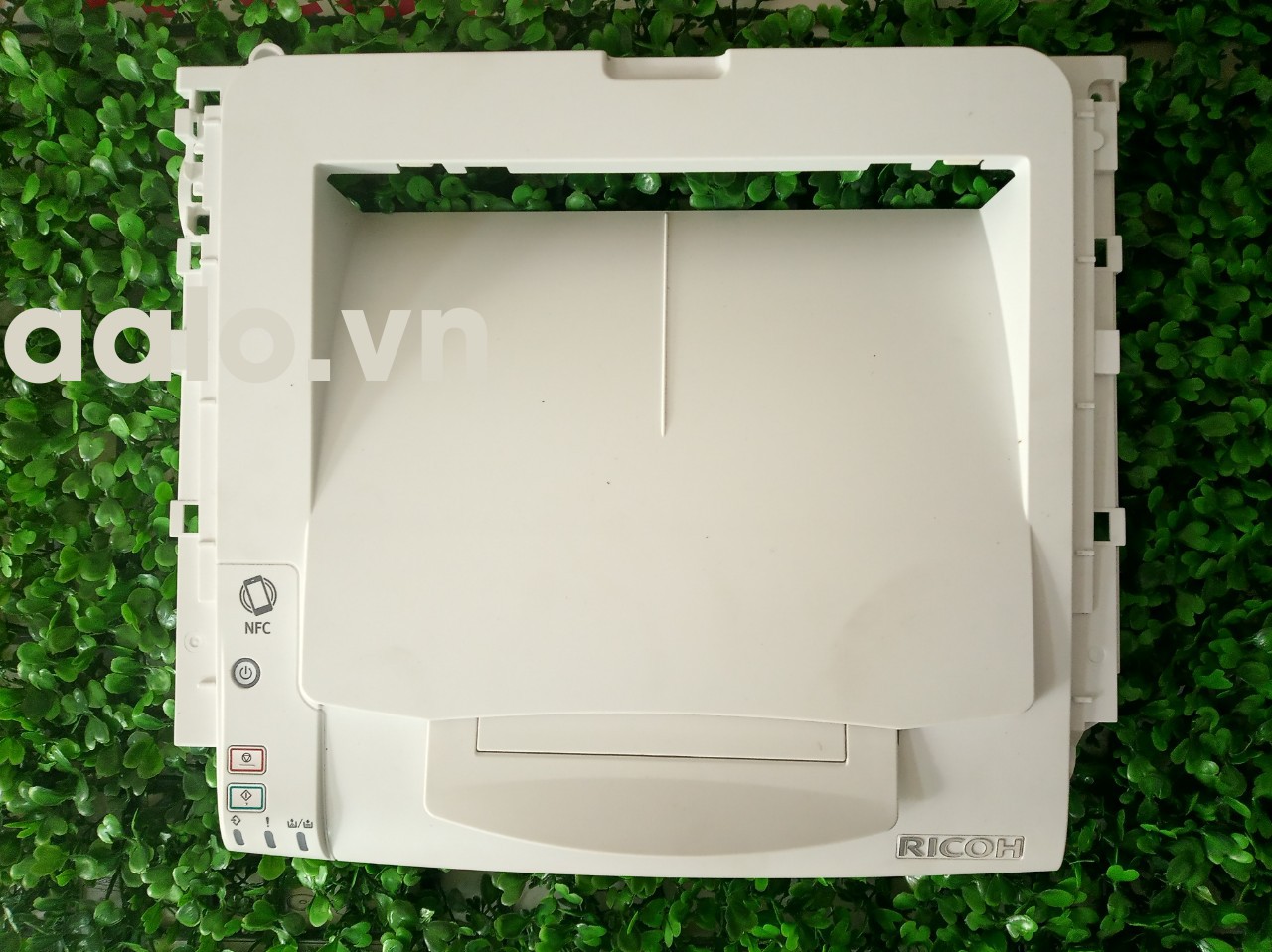 Mặt trên máy in Ricoh SP 320SN, SP 325SFNw