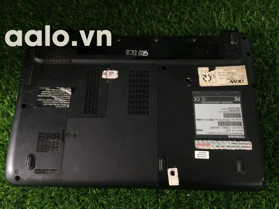 vỏ laptop cũ TOSHIBA L635