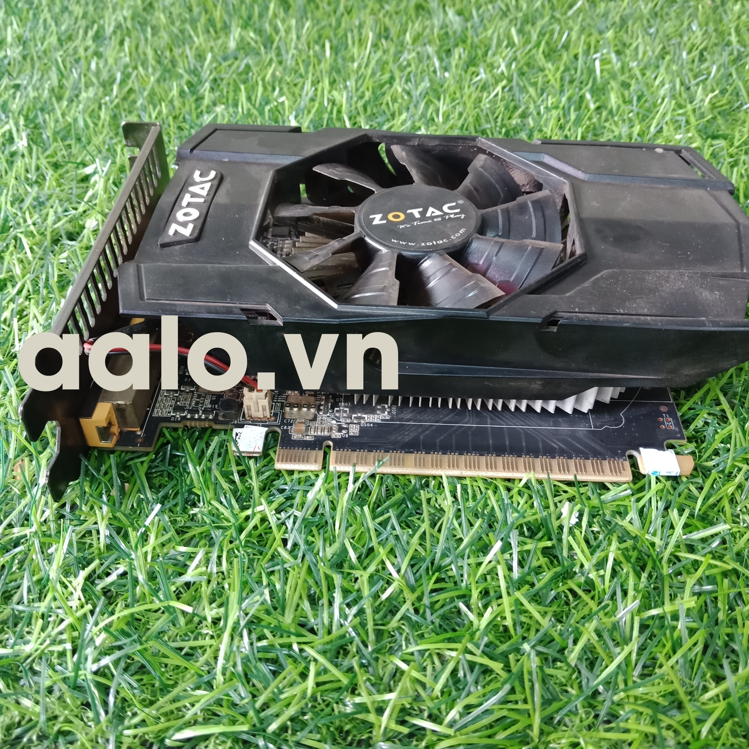 Card hình ZOTAC GTX750-1G