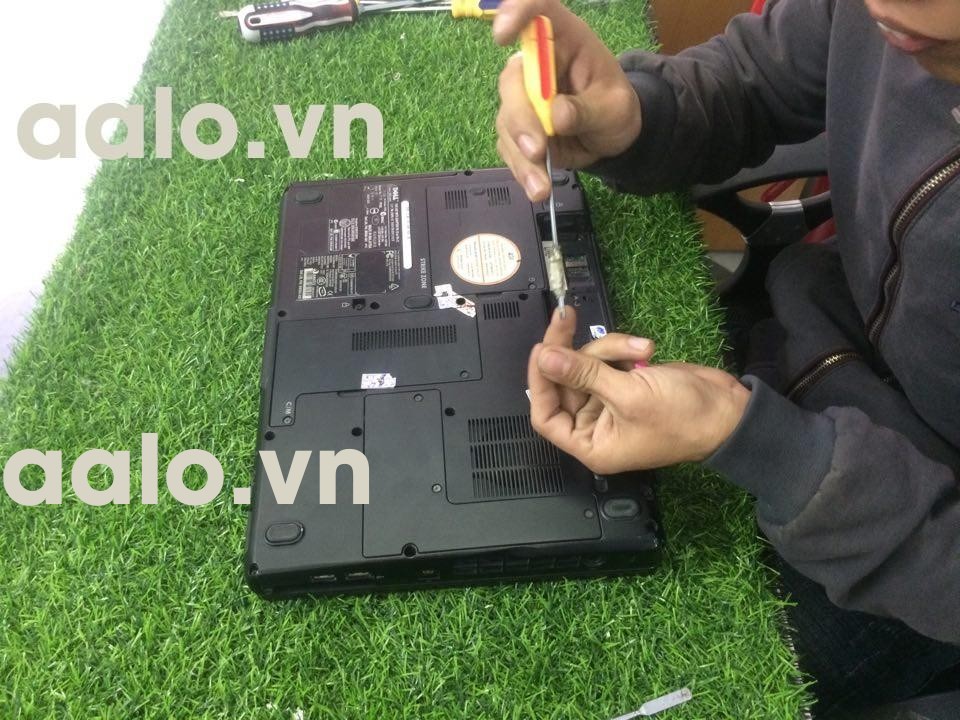 Sửa laptop HP Elitebook 820 G1, SB03XL lỗi ổ cứng-aalo.vn